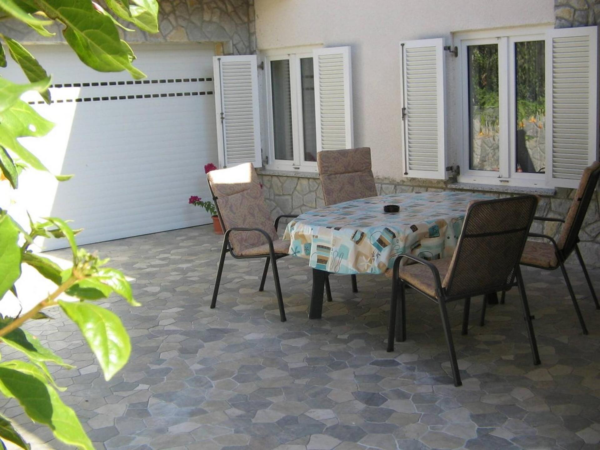 Apartments Nevenka K. Cizici Exterior photo